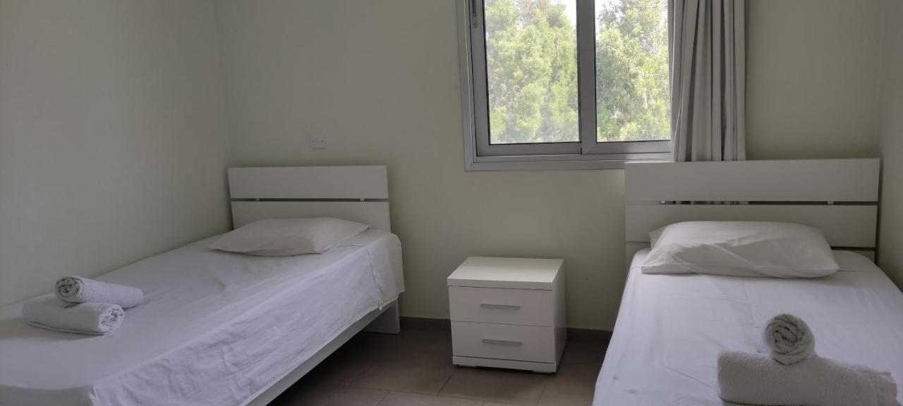 Kiti Village Villa, Cyprus, Salt-Water Pool, 6 Bedrooms, Larnaca Kültér fotó