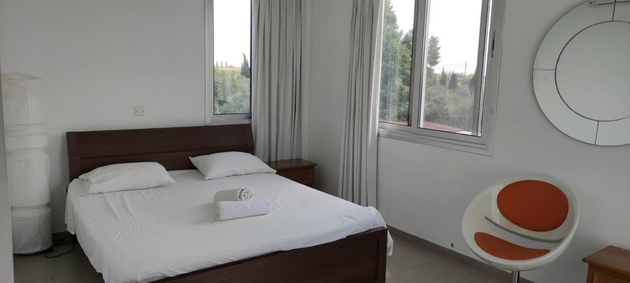 Kiti Village Villa, Cyprus, Salt-Water Pool, 6 Bedrooms, Larnaca Kültér fotó