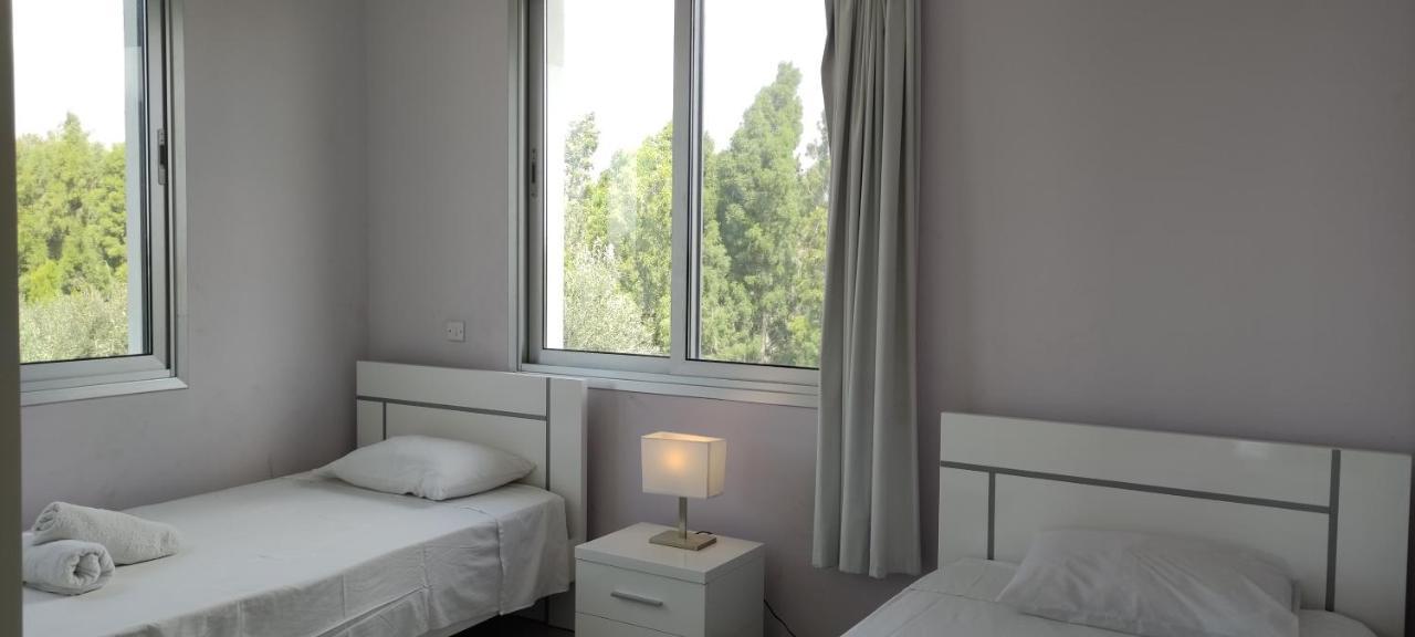 Kiti Village Villa, Cyprus, Salt-Water Pool, 6 Bedrooms, Larnaca Kültér fotó