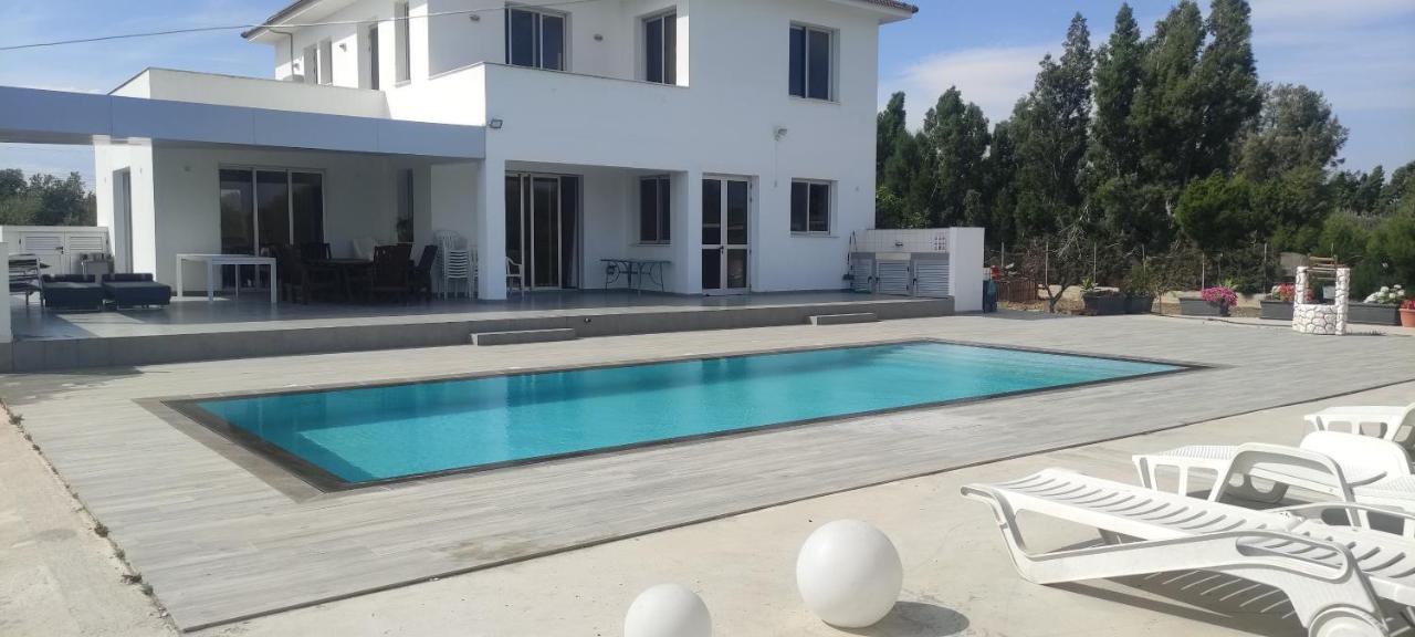Kiti Village Villa, Cyprus, Salt-Water Pool, 6 Bedrooms, Larnaca Kültér fotó