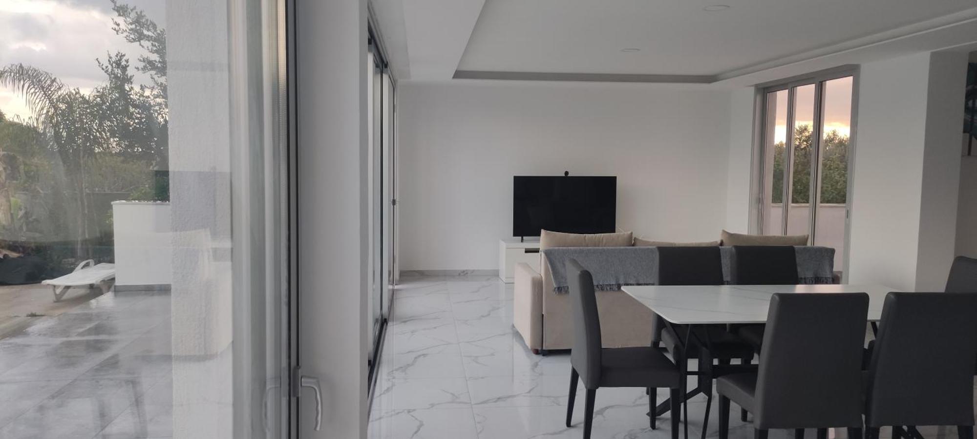 Kiti Village Villa, Cyprus, Salt-Water Pool, 6 Bedrooms, Larnaca Kültér fotó